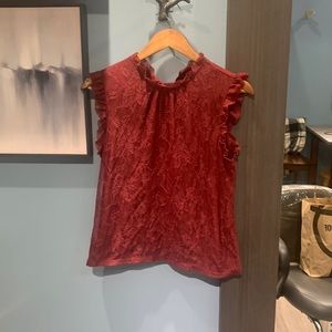 Express dark red M lace sleeveless blouse